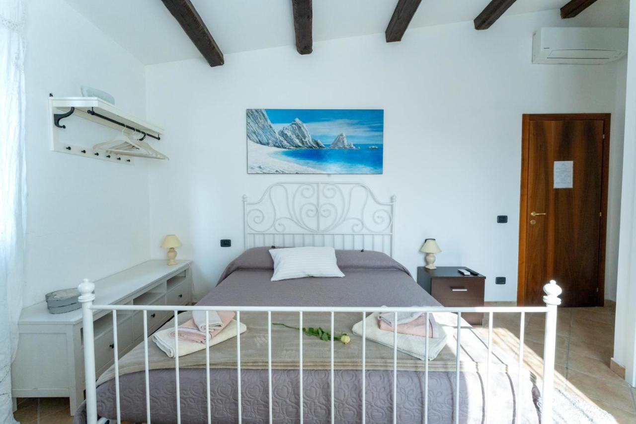 Il Gelso Nero Bed & Breakfast Ancona Exterior photo